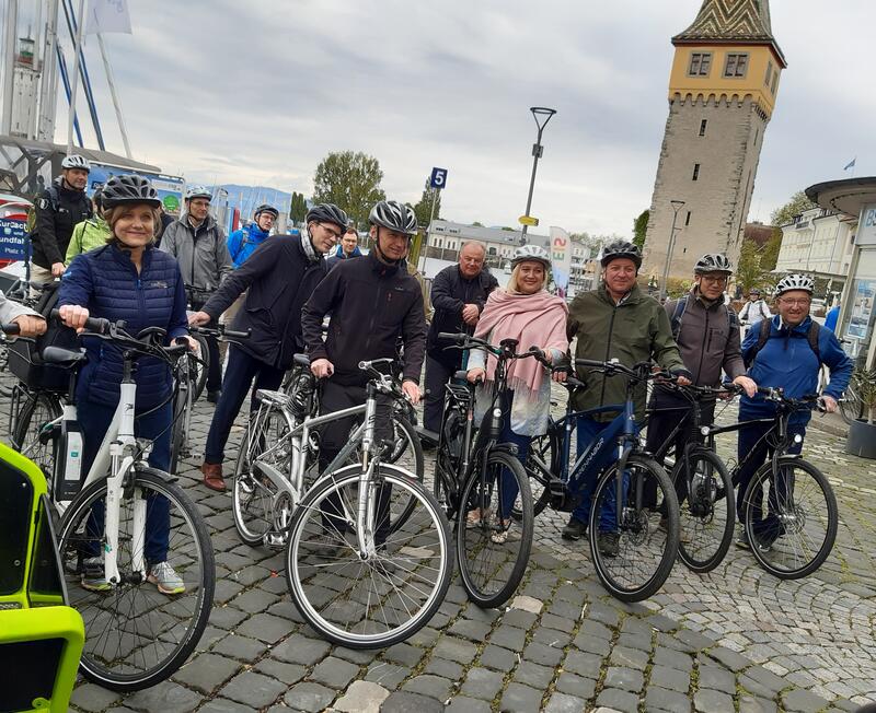 Gruppenfoto IBK-Radtour von Lindau nach Bregenz