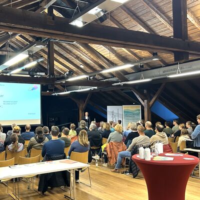 Veranstaltung &raquo;MedienMeister&laquo; findet gro&szlig;en Anklang bei Eltern und Interessierten