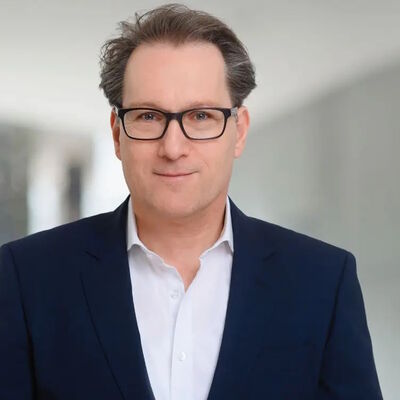 Dr. Alexander Schmid von der 2perspectives GmbH (Foto: Blende 11, München) 