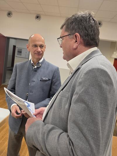 Bild vergr&ouml;&szlig;ern: Handbuch Teamvorstand als kostenfreier Download erhältlich