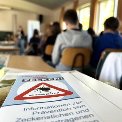 Veranstaltung zum Zeckenschutz am Gymnasium Lindenberg